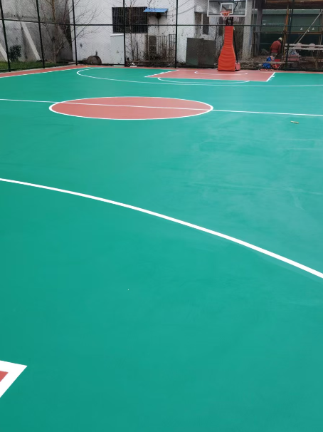 襄州 球场长期使用易出现地面开裂